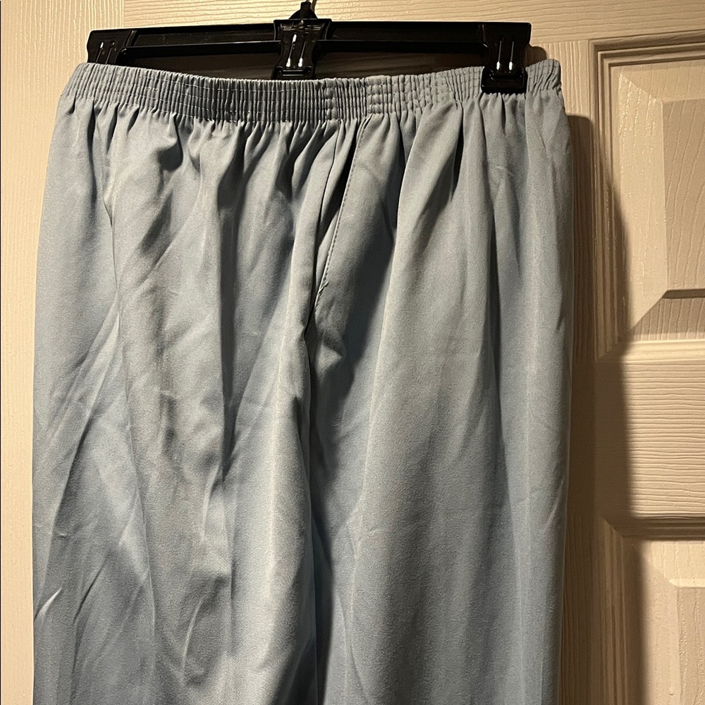 NWT sz 22w short Alfred dunner Light Blue Elastic Waist Pants
